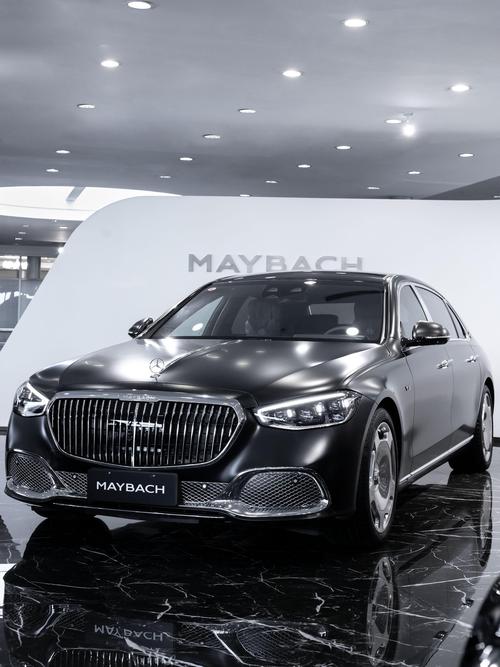 重庆145岚图汽车的售后服务让用户无忧出行，迈巴赫未来的豪华车趋势